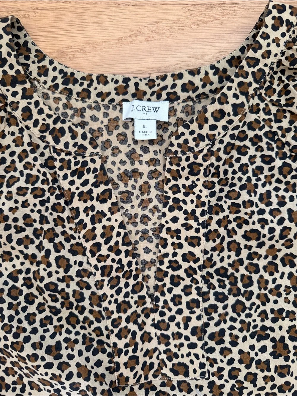 J Crew Large Lightweight Leopard Print Long Sleeve V Neck 100% Cotton Blouse